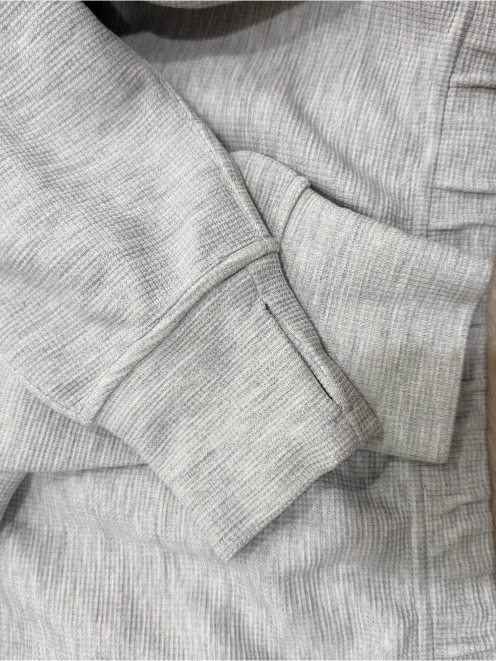 Lululemon heathered gray scuba waffle half zip XS/S - Picture 4 of 4
